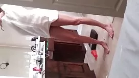 Séc-nữ chuyên gia cl ...