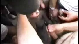 Cô tóc vàng clip sex ...