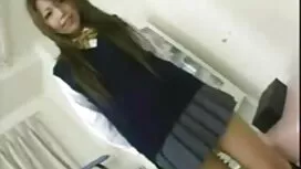 ĐEN-nóng trên một rấ ...