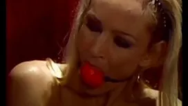 Tự gái bất clip sex  ...